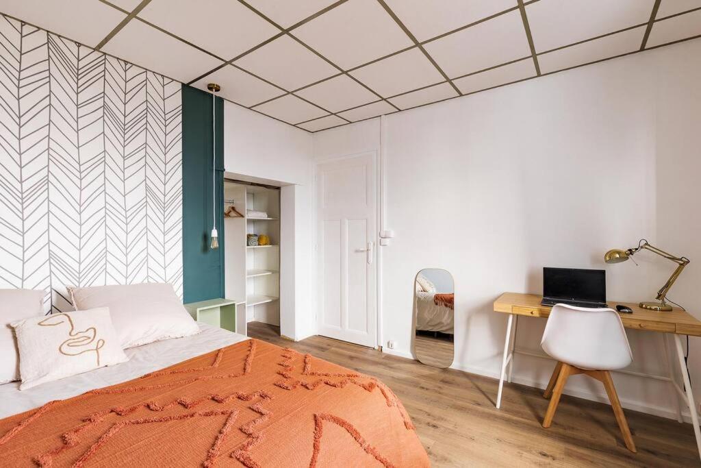 Appartement Cozy En Face De La Gare - Saint-Brieuc Bagian luar foto
